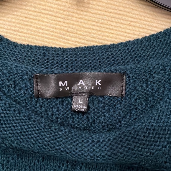 MAK Sweater Dress - Picture 3 of 4